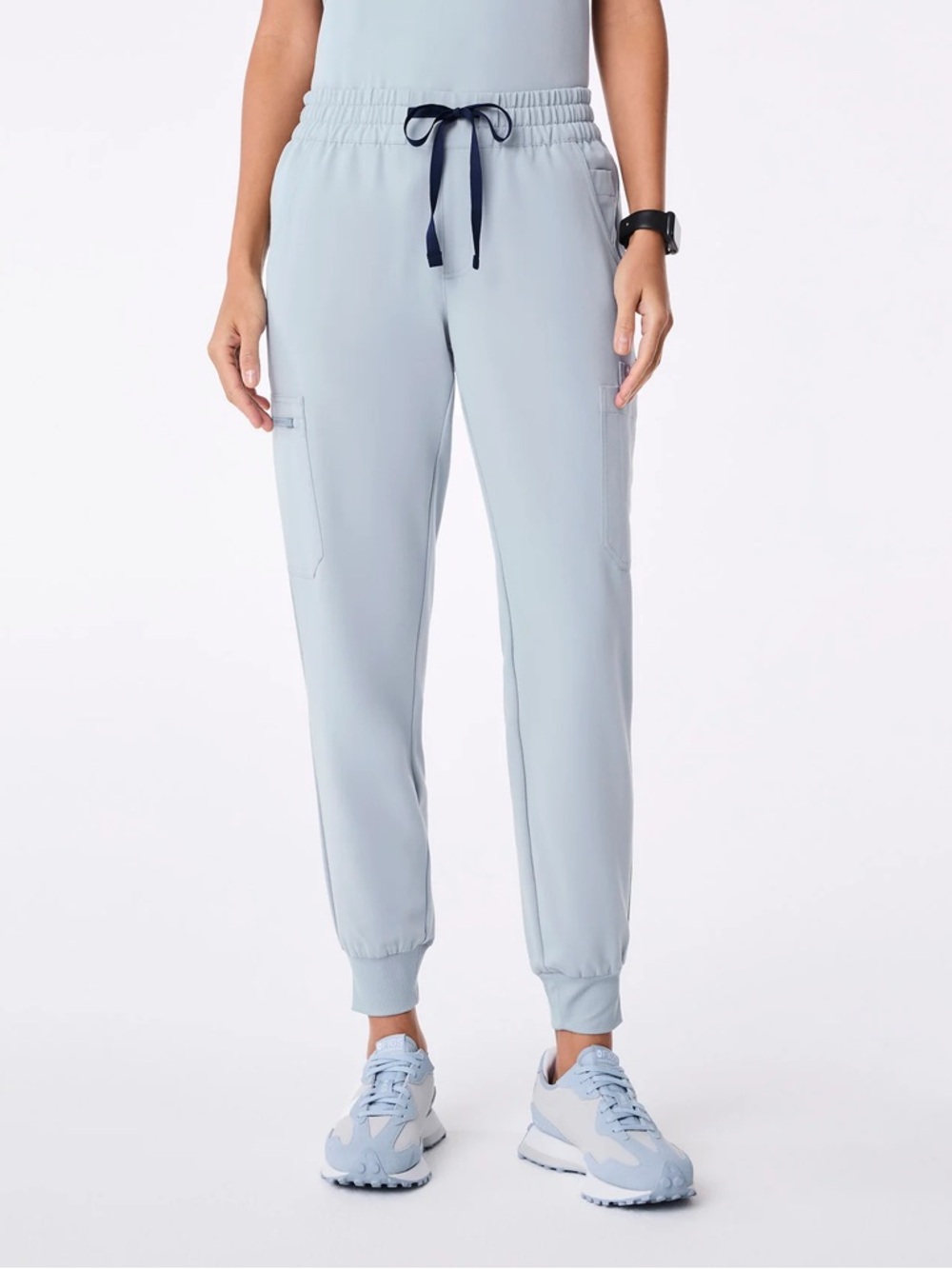FIGS Light Blue Two Piece Set Joggers and Top Size Large Medical Workwear Nurse